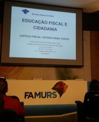 Participação em Seminário de Educação Fiscal